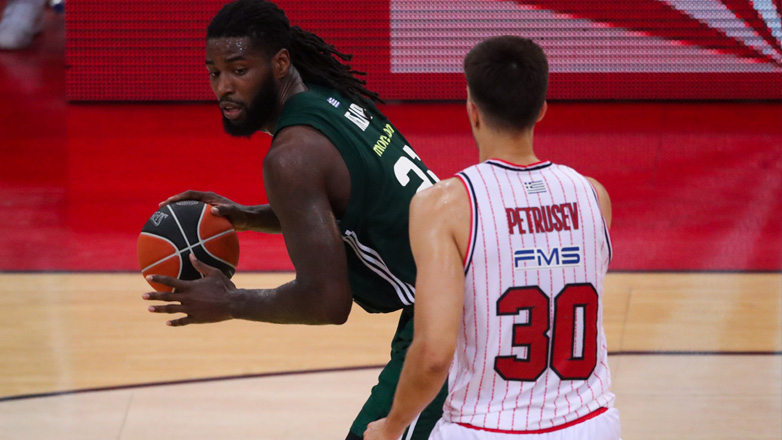 Ματίας Λεσόρ για Πετρούσεφ: «Του είπα ”αν θέλεις να παλέψουμε, μπορούμε μετά το παιχνίδι”»