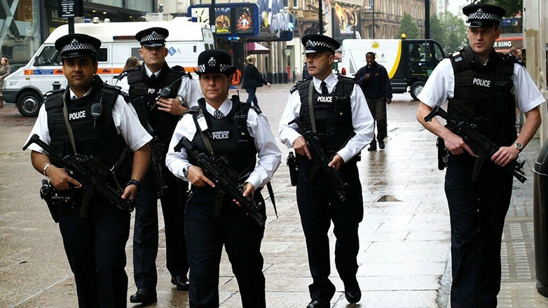 Λονδίνο: Κρούσματα ρατσισμού βίας και μισογυνισμού στη Μητροπολιτική Αστυνομία