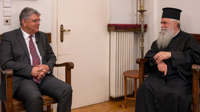 Συνάντηση του προέδρου της Νίκης με το νέο καθηγούμενο της Μονής Σινά