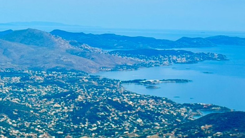 Αθηναϊκή Ριβιέρα: Από την κοσμοπολίτικη κληρονομιά στο διεθνές brand της έξυπνης πόλης του αύριο