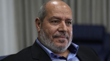 Χαλίλ αλ Χάγια: Πρώτη εμφάνιση του κορυφαίου αξιωματούχου της Χαμάς, μετά την αποτυχημένη απόπειρα δολοφονίας του στη Ντόχα