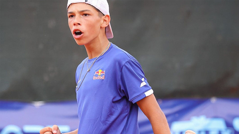 Τένις: Θριαμβευτής στη Βαρκελώνη ο Ραφαήλ Παγώνης!