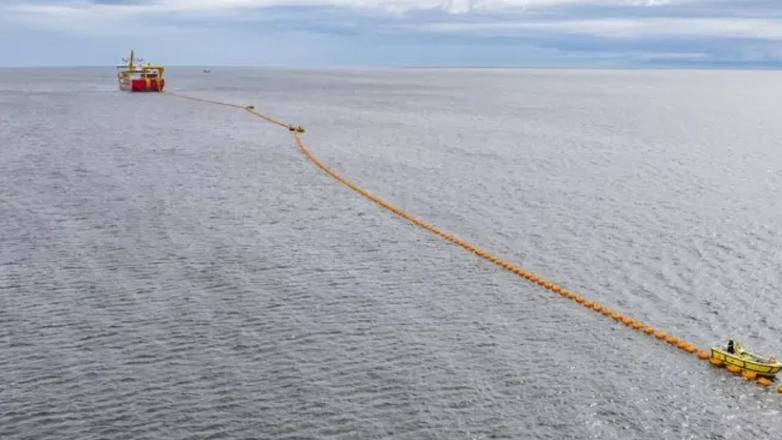 Στα άκρα οι σχέσεις Λευκωσίας – Αθήνας για ένα … καλώδιο