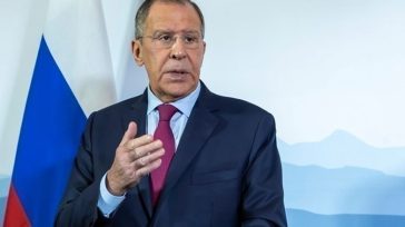 Λαβρόφ: Η Ρωσία ανησυχεί για την κλιμάκωση των επιθέσεων των ΗΠΑ σε πλοία στην Καραϊβική