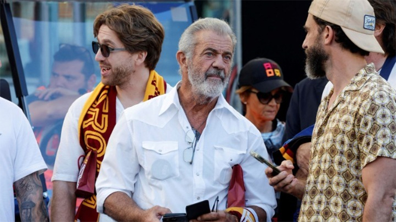 «Coyote»: Ο Μελ Γκίμπσον επιστρέφει στη δράση με τη Ρενάτα Νότνι και τον Εσάι Μοράλες «Coyote»: Ο Μελ Γκίμπσον επιστρέφει στη δράση με τη Ρενάτα Νότνι και τον Εσάι Μοράλες