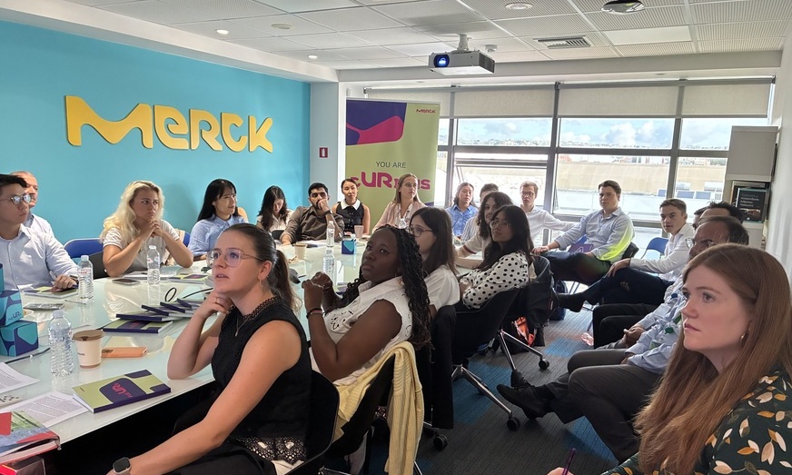 «FutURe» roundtable: Η Merck Ελλάδας βάζει στο μικροσκόπιο τις απόψεις και τους προβληματισμούς της Γενιάς Z