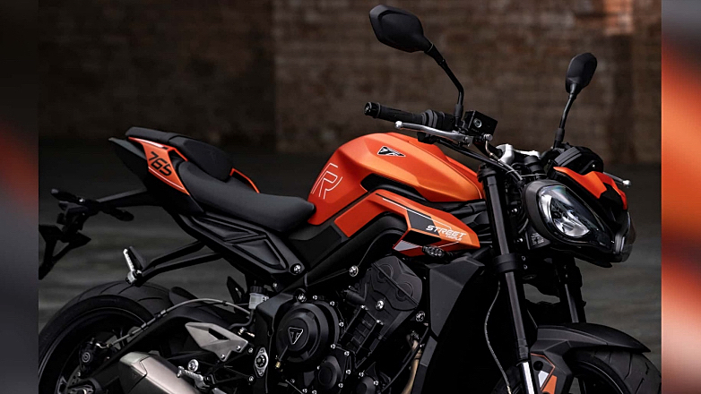 Η Triumph Street Triple γίνεται ακόμη πιο δυναμική!