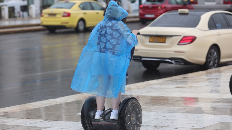 Μπόρες και δυνατούς βοριάδες φέρνει η «Barbara»