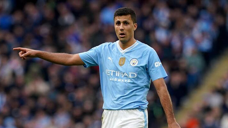 Τινάζει την μπάνκα για Ρόδρι η Ρεάλ – Έτοιμη να δώσει 150 εκατ. ευρώ στη Σίτι για να τον κάνει δικό της! Τινάζει την μπάνκα για Ρόδρι η Ρεάλ – Έτοιμη να δώσει 150 εκατ. ευρώ στη Σίτι για να τον κάνει δικό της!