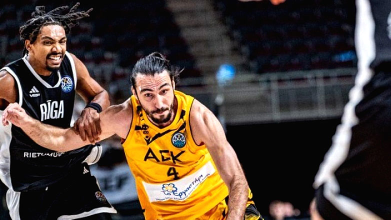 Κατσίβελης: «Τέτοιες νίκες μπορούν να δημιουργήσουν μια ομάδα που μαθαίνει να ζει μέσα από αυτές»