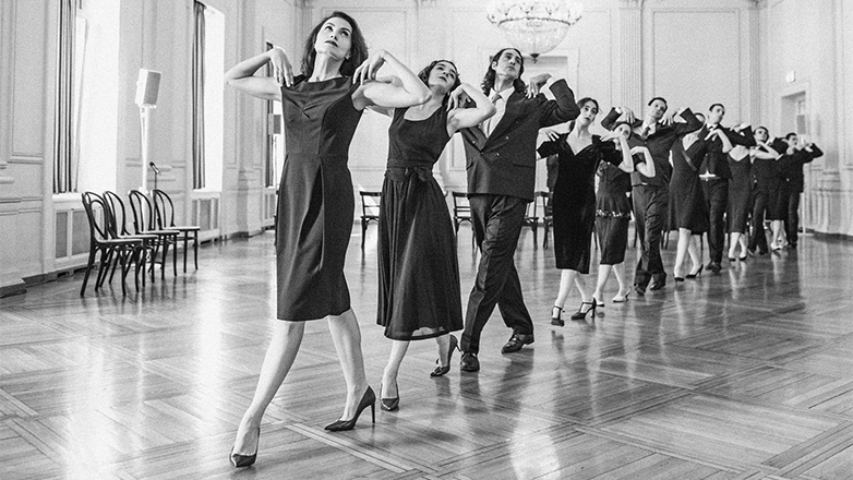 Πίνα Μπάους: Το εμβληματικό έργο της «Kontakthof» ανεβαίνει στο Εθνικό Θέατρο