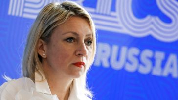 Η Μόσχα υπενθυμίζει στη Δύση τη δική της Ιστορία μετά από «κραυγαλέα ψέματα»