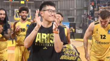 Τρελάθηκε με την ατμόσφαιρα στο «Αλεξάνδρειο» ο Σιάο: «Δεν έχω ξαναδεί τόσο αφοσιωμένους οπαδούς»