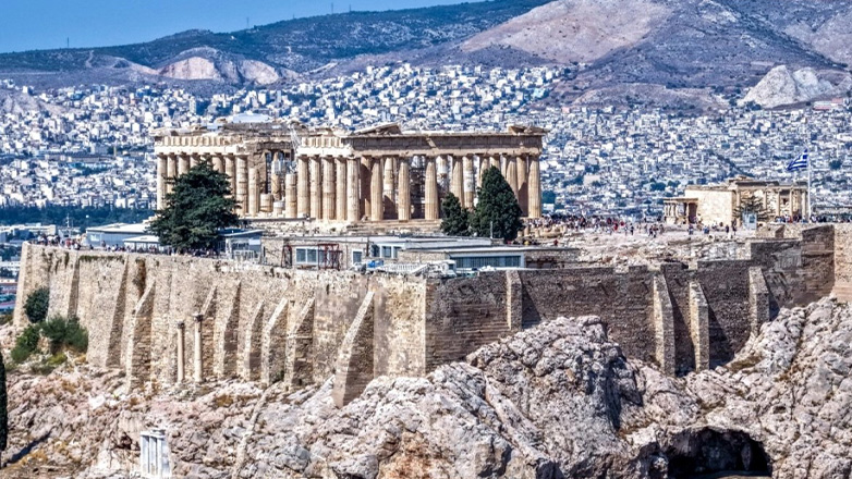 Ακρόπολη: Χωρίς σκαλωσιές ο Παρθενώνας μετά από 15 χρόνια εργασιών Ακρόπολη: Χωρίς σκαλωσιές ο Παρθενώνας μετά από 15 χρόνια εργασιών