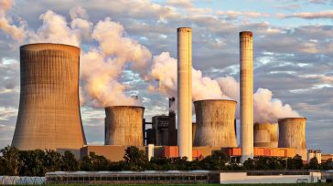 Η παγκόσμια παραγωγή ανανεώσιμης ενέργειας ξεπερνά τον άνθρακα για πρώτη φορά