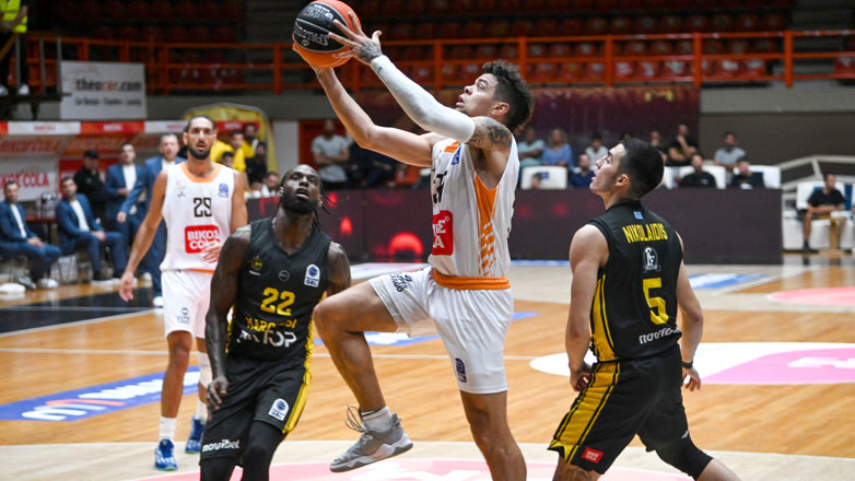 Greek Basketball League: «Ποδαρικό» στις νίκες ο Προμηθέας, 93-88 το Μαρούσι