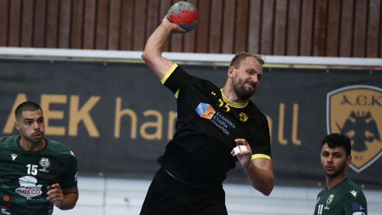 Χάντμπολ: Παραμένει αήττητη η ΑΕΚ, 43-21 τον Διομήδη Άργους