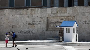 Στο υπουργείο Άμυνας η προστασία του Αγνώστου Στρατιώτη