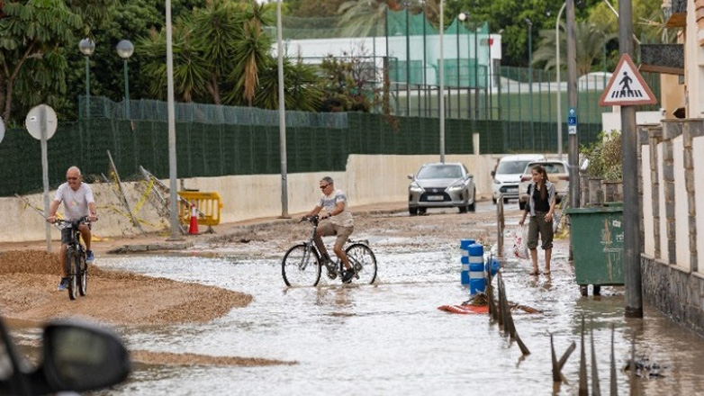 Ισπανία: Σε κόκκινο συναγερμό για ισχυρές βροχοπτώσεις η Καταλονία