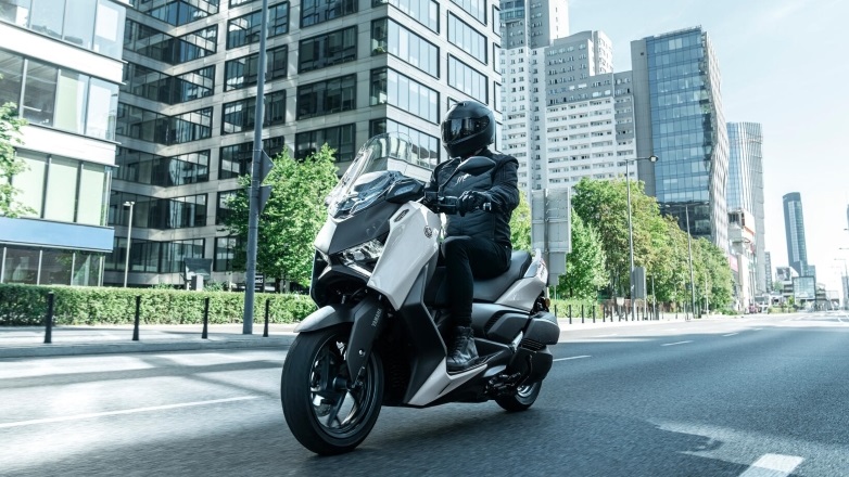 Test Ride με το νέο Yamaha XMAX 300