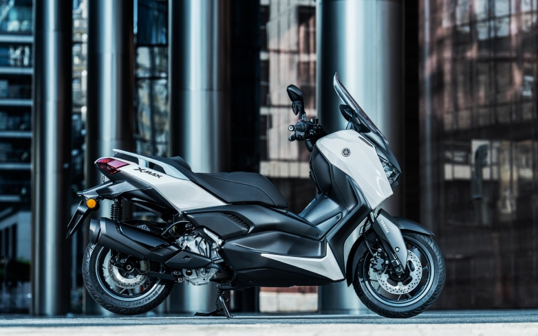 Yamaha XMAX 300