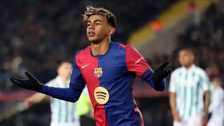 Ζιντάν για Γιαμάλ: «Με εντυπωσιάζει όταν αγγίζει την μπάλα»