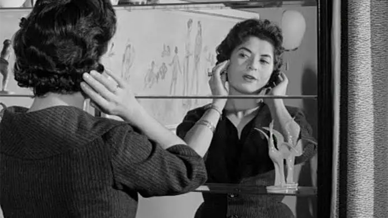 Μενδώνη για την απώλεια της Άννας Κυριακού: «Ερμηνεύτρια μεγάλης γκάμας έδινε πνοή και ιδιαιτερότητα σε κάθε ρόλο»