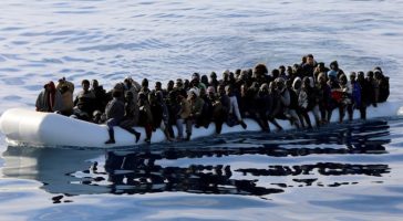 Μετανάστες υποστηρίζουν ότι δέχτηκαν πυρά από τη λιβυκή ακτοφυλακή στα νότια της Μάλτας