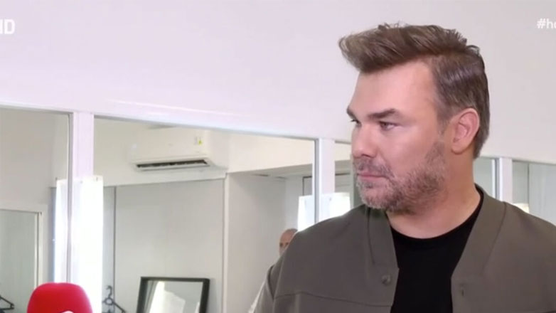 Γιώργος Σαμπάνης: Η απάντηση για το περιστατικό με την πρόταση γάμου στο νυχτερινό κέντρο όπου εμφανιζόταν Γιώργος Σαμπάνης: Η απάντηση για το περιστατικό με την πρόταση γάμου στο νυχτερινό κέντρο όπου εμφανιζόταν