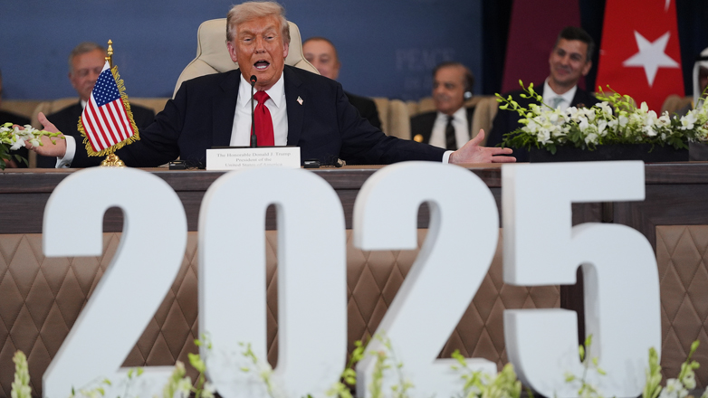 Τραμπ: «Πετύχαμε το αδύνατο – Τους ευχαριστώ όλους – Αρχίζει η ανοικοδόμηση της Γάζας»