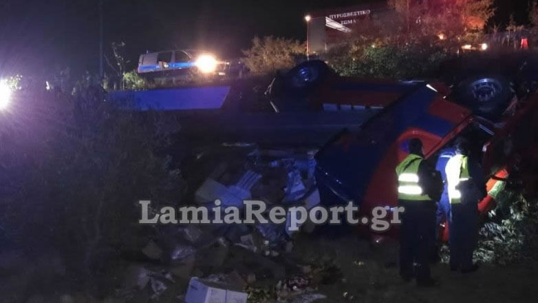 Λαμία: Εκτροπή νταλίκας – Τραυματίστηκε ο οδηγός