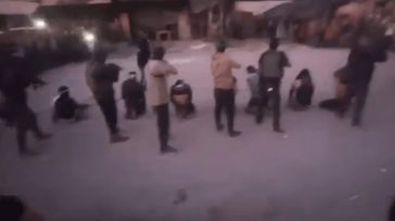 Γάζα: Η Χαμάς δημοσιοποίησε βίντεο με την εκτέλεση οκτώ «συνεργατών» των ισραηλινών δυνάμεων