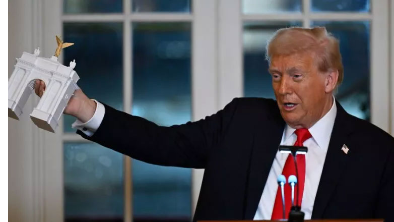 Τραμπ: Παρέθεσε δείπνο  σε φίλους του δισεκατομμυριούχους στον Λευκό Οίκο