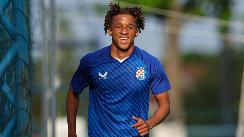 «Σφήνα» της Τσέλσι στην Μπαρτσελόνα για τον 16χρονο Βαρέλα