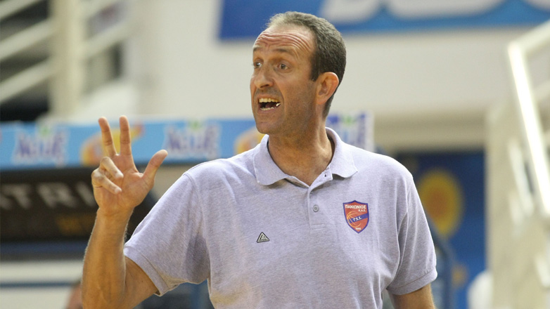 Πανιώνιος: Υπηρεσιακοί προπονητές οι Κρις Χουγκάζ και Νίκος Καραγιάννης