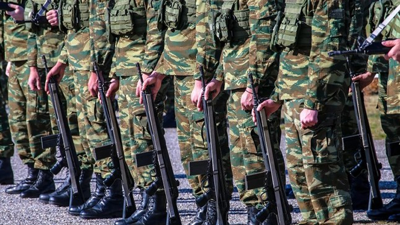 Αυξάνονται οι μηνιαίες αποδοχές των οπλιτών στρατεύσιμης και εφεδρικής στρατιωτικής υποχρέωσης των Ενόπλων Δυνάμεων