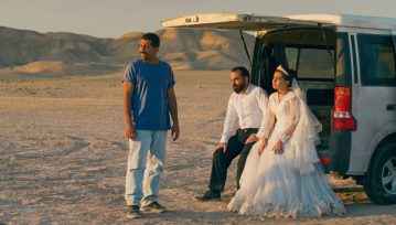 Ταινίες Πρώτης Προβολής: Ο Χρυσός Φοίνικας, ο Κιάνου Ριβς, η Τζούλια Ρόμπερτς και η Ρίφενσταλ