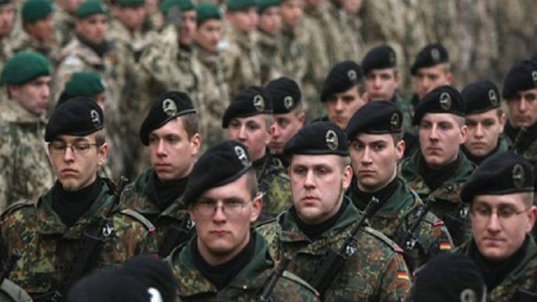 Δημοσκόπηση: Έξι στους δέκα Γερμανούς αντιτίθενται σε στρατιωτική θητεία με κλήρωση