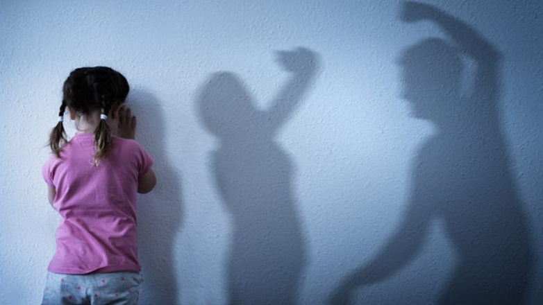 Φρίκη στην Πάτρα: Βίαζε τη κόρη του και πήγε να κάψει σε φούρνο τη σύζυγό του