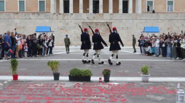 Μάχη στη Βουλή για τον Άγνωστο Στρατιώτη