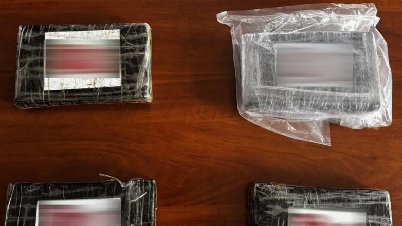 Ελευσίνα: Συνελήφθη ζευγάρι με πάνω από 4 κιλά κοκαϊνη σε κρύπτη αυτοκινήτου