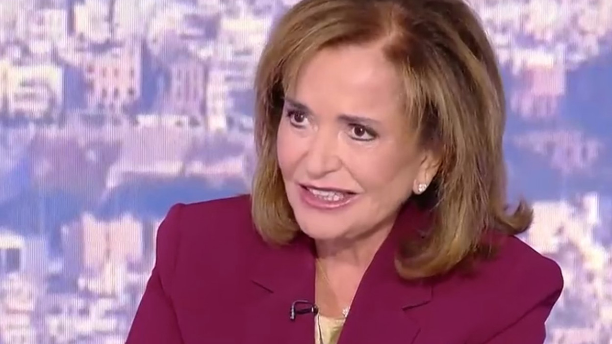 Μπακογιάννη: Το Μνημείο του Άγνωστου Στρατιώτη δεν είναι για καντηλάκια από το ΙΚΕΑ