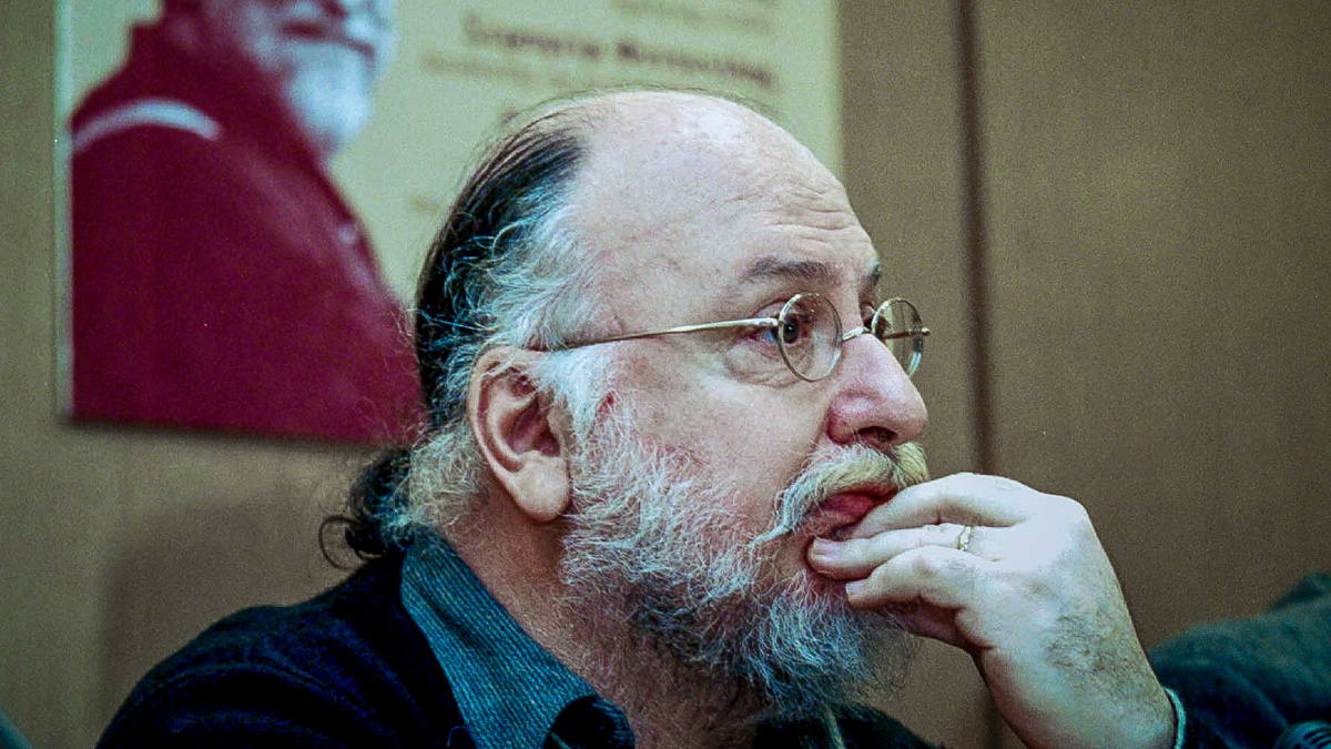 Το ΕΚΚΟΜΕΔ αποχαιρετά «τον Νιόνιο» της Ελλάδας