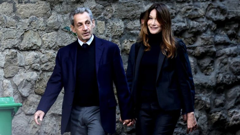 Κάρλα Μπρούνι μετά τη φυλάκιση Σαρκοζί: «Κουβαλώ σταυρό πάνω από δέκα χρόνια» Κάρλα Μπρούνι μετά τη φυλάκιση Σαρκοζί: «Κουβαλώ σταυρό πάνω από δέκα χρόνια»