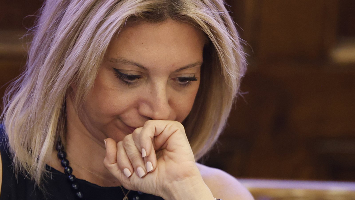 Καρυστιανού στο Politico: «Το πολιτικό σύστημα είναι διεφθαρμένο – Απαιτώ κάτι διαφορετικό»