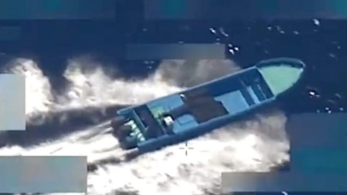 Πλήγμα των ΗΠΑ σε σκάφος που φέρεται να μετέφερε ναρκωτικά – Δύο νεκροί