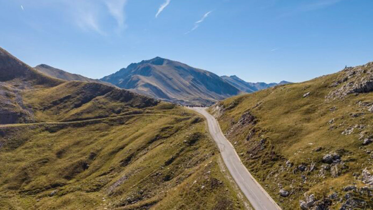 Αυτός είναι ο πιο ψηλός ασφάλτινος δρόμος στην Ελλάδα