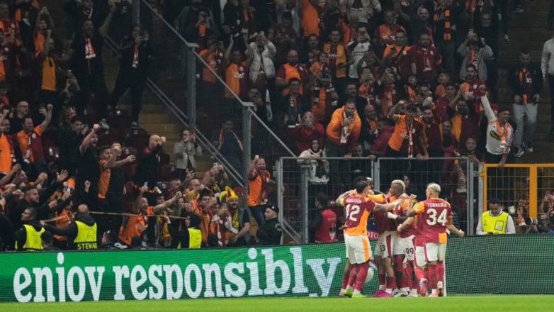 Champions League: Νίκη για την Γαλατασαράι, 3-1 τη Μπόντο Γκλιμτ Champions League: Νίκη για την Γαλατασαράι, 3-1 τη Μπόντο Γκλιμτ