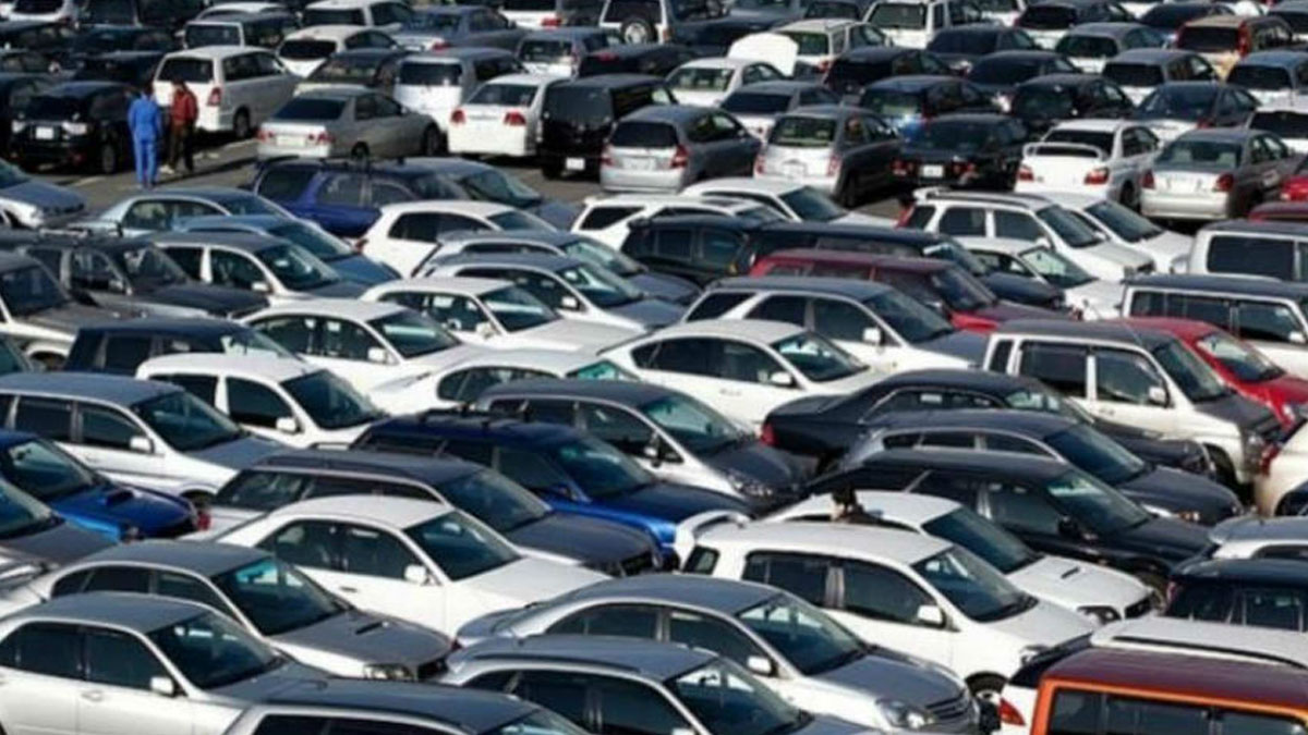 Όργιο παρανομιών σε μάντρες και εταιρείες ενοικίασης αυτοκινήτων