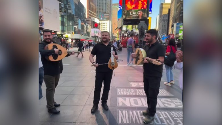 Μαντινάδες και κοντυλιές στη καρδιά της Νέας Υόρκης – Βίντεο Μαντινάδες και κοντυλιές στη καρδιά της Νέας Υόρκης – Βίντεο